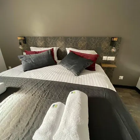 Daire Le Bois Dormant By Signature *